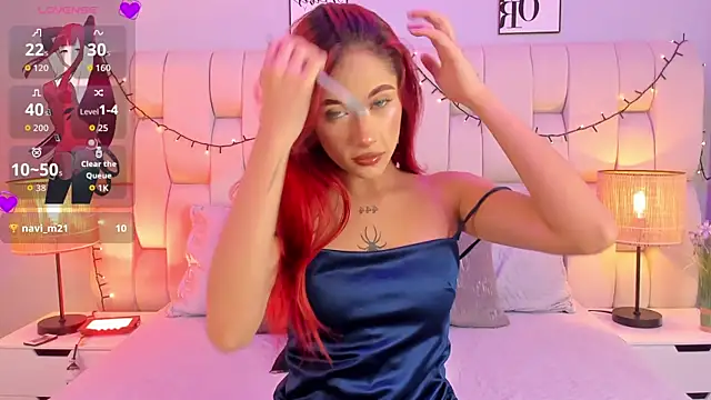 Snapshot of SkinnyFoxy chatting on 11-28-25, 07:38 SkinnyFoxy online show from 11-28-25, 07:38