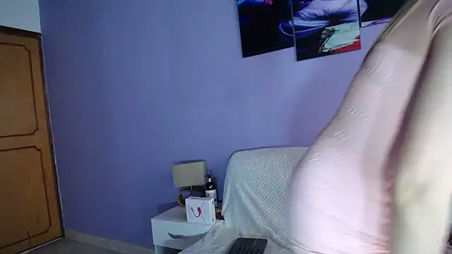 sophia ny online show from 04-01-26, 01:41