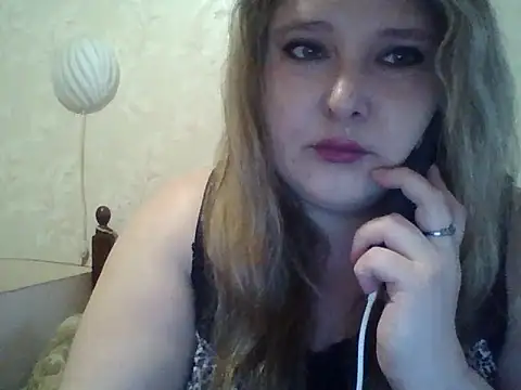 Snapshot of ParisMimi chatting on 05-02-26, 05:12 ParisMimi online show from 05-02-26, 05:12