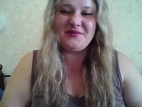 Snapshot of ParisMimi chatting on 05-16-26, 06:21 ParisMimi online show from 05-16-26, 06:21
