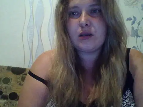 Snapshot of ParisMimi chatting on 07-26-26, 08:16 ParisMimi online show from 07-26-26, 08:16