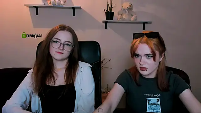 liana kisses online show from 12-20-24, 11:26