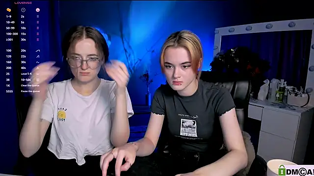 liana kisses online show from 01-31-25, 02:58