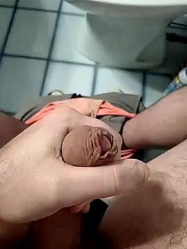 Snapshot of Durovoglioso2 chatting on 02-23-25, 11:55 Durovoglioso2 online show from 02-23-25, 11:55