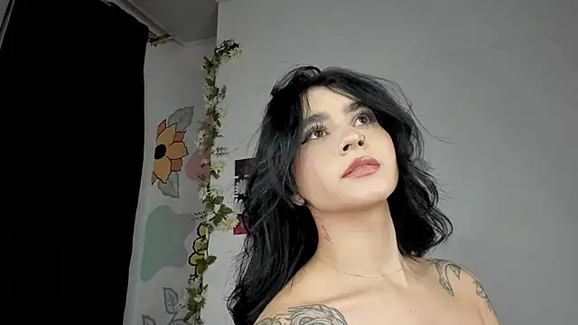 Snapshot of pamela__mar chatting on 03-13-25, 11:27 pamela mar online show from 03-13-25, 11:27