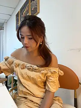 Efangfang online show from 11-12-25, 11:32