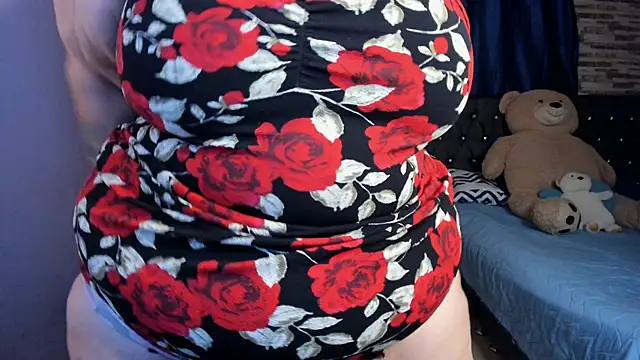 Snapshot of Imluna93 chatting on 12-19-24, 08:13 Imluna93 online show from 12-19-24, 08:13