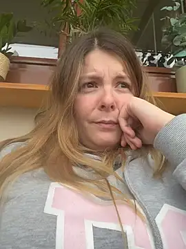 Snapshot of Nina_blain chatting on 02-13-26, 10:00 Nina blain online show from 02-13-26, 10:00