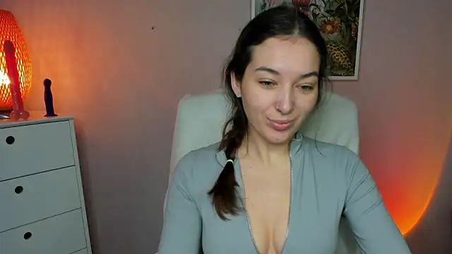 Snapshot of Meagn_Extasy chatting on 10-28-25, 07:34 Meagn Extasy online show from 10-28-25, 07:34