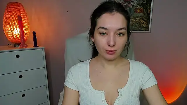 Snapshot of Meagn_Extasy chatting on 11-17-25, 07:36 Meagn Extasy online show from 11-17-25, 07:36