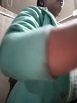 Snapshot of Angel-life chatting on 12-22-24, 05:01 Angel-life online show from 12-22-24, 05:01