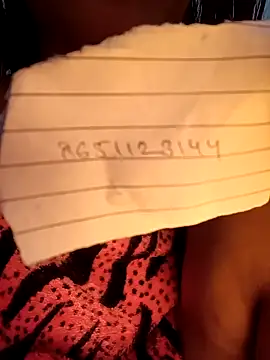 Snapshot of Angel-life chatting on 01-04-25, 07:03 Angel-life online show from 01-04-25, 07:03