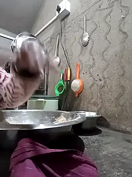 Snapshot of Angel-life chatting on 01-16-25, 05:53 Angel-life online show from 01-16-25, 05:53