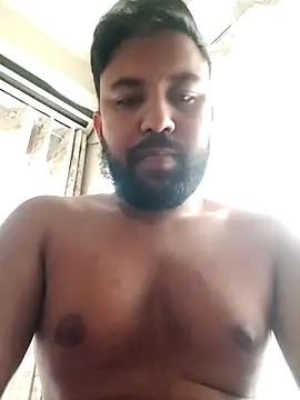 Snapshot of zakly69 chatting on 03-08-25, 02:12 zakly69 online show from 03-08-25, 02:12