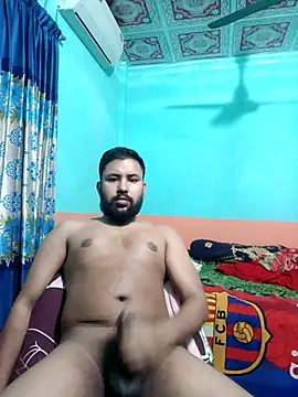 Snapshot of zakly69 chatting on 03-10-25, 05:39 zakly69 online show from 03-10-25, 05:39