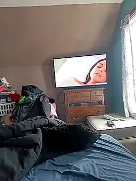 Snapshot of Bigloggz chatting on 03-04-26, 04:24 Bigloggz online show from 03-04-26, 04:24