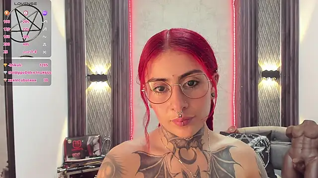 selene red  online show from 02-20-25, 06:46