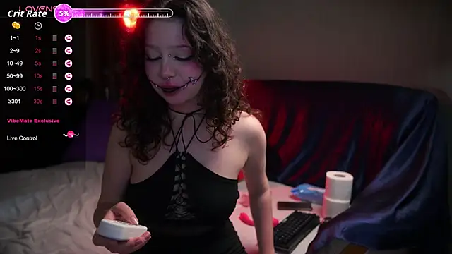 Megan   Cox online show from 10-31-25, 08:21