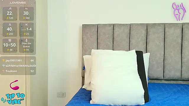 karina lewis  online show from 03-22-25, 06:33