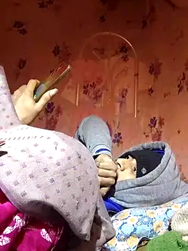 DARK WINE  online show from 11-26-25, 12:11