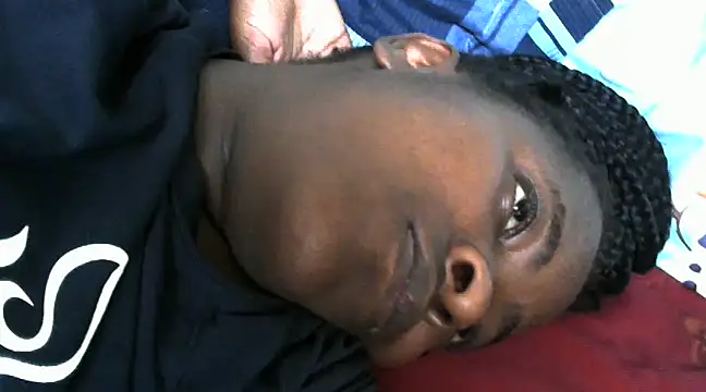 Snapshot of blue_ivy2211 chatting on 01-21-25, 03:32 blue ivy2211 online show from 01-21-25, 03:32