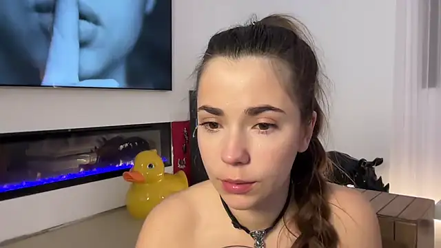 Mika Miller online show from 05-16-26, 12:07