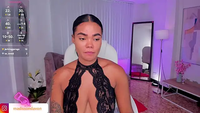 Snapshot of madisson_davon chatting on 03-19-25, 05:28 madisson davon online show from 03-19-25, 05:28