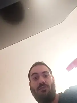 Snapshot of skrigul12 chatting on 12-19-25, 08:49 skrigul12 online show from 12-19-25, 08:49