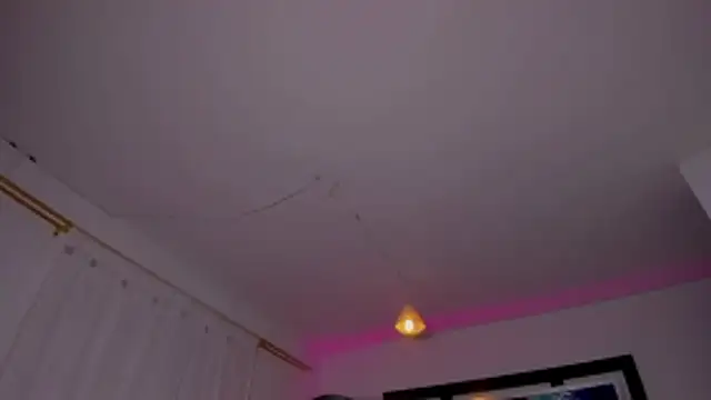 Scarlett 811 online show from 11-13-25, 07:57