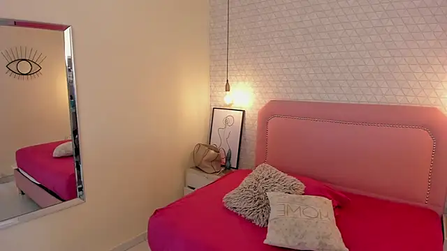 Kittytimberlake online show from 11-16-25, 12:22