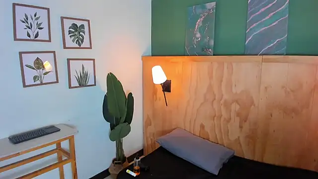 Snapshot of jacob-coper chatting on 09-10-25, 03:17 jacob-coper online show from 09-10-25, 03:17