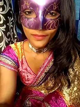 Snapshot of REVA_DARLING chatting on 01-27-25, 09:44 REVA DARLING online show from 01-27-25, 09:44