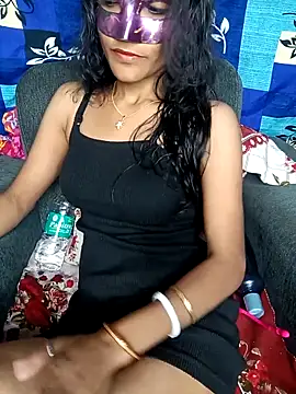 Snapshot of REVA_DARLING chatting on 02-14-25, 09:45 REVA DARLING online show from 02-14-25, 09:45