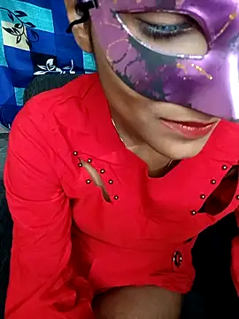 Snapshot of REVA_DARLING chatting on 03-10-25, 04:49 REVA DARLING online show from 03-10-25, 04:49