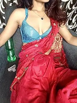 Snapshot of REVA_DARLING chatting on 09-12-25, 02:55 REVA DARLING online show from 09-12-25, 02:55