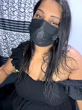 NOORA-GIRL online show from 11-25-25, 01:33