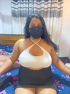 NOORA-GIRL online show from 02-16-26, 10:28