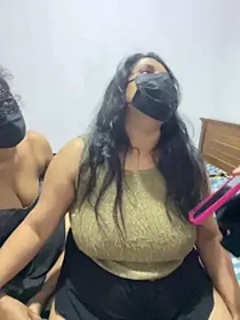 Snapshot of NOORA-GIRL chatting on 07-20-26, 02:41 NOORA-GIRL online show from 07-20-26, 02:41