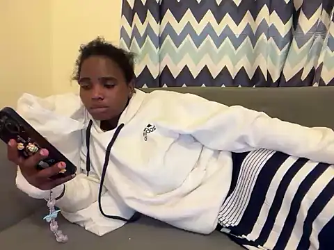 candybabe  online show from 03-24-26, 10:15