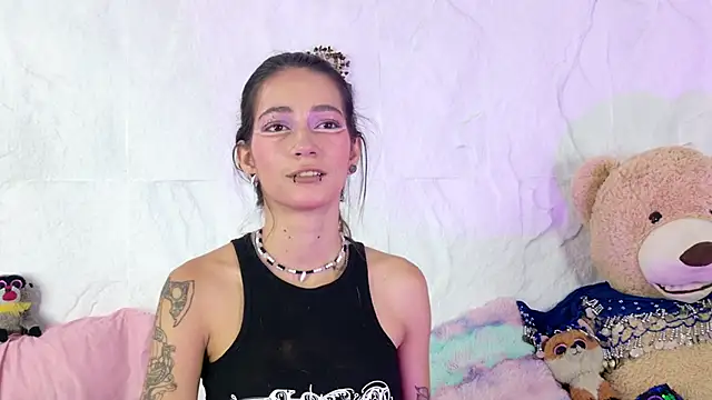 zorravioletta1 online show from 10-04-25, 12:36