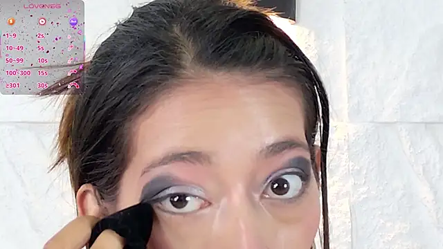 zorravioletta1 online show from 10-24-25, 12:23