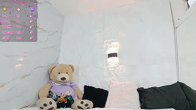 zorravioletta1 online show from 01-08-26, 11:45