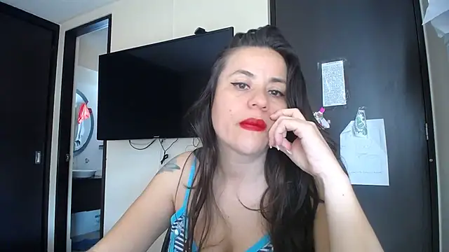 KAROLCANDY online show from 11-21-25, 03:33