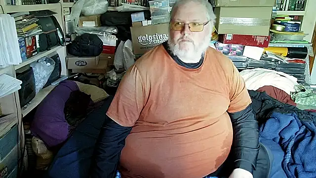 hadeszeuss2 online show from 04-15-26, 03:30