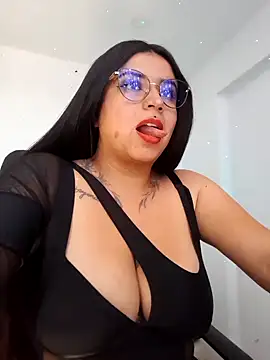 Devilsweet17 online show from 01-18-25, 04:42