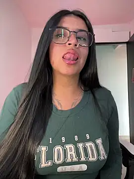 Devilsweet17 online show from 04-22-26, 08:54