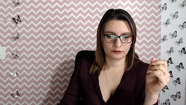 Amie Adams82  online show from 01-31-25, 03:55