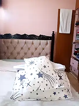 pretty-eyes23 online show from 01-17-25, 10:00