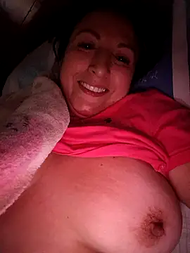 Snapshot of any_mour chatting on 11-21-25, 02:54 any mour online show from 11-21-25, 02:54