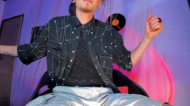 MrShaggy online show from 01-24-25, 09:37